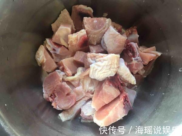 鸡腿到底要怎么蒸大厨告诉你正确的蒸法,保证鸡肉最鲜美