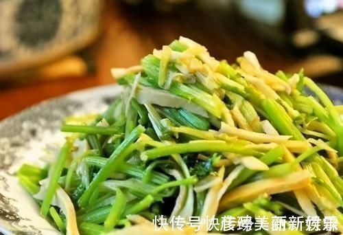 食物|女性想要皮肤好，坚持食用3种食物，排毒养颜，美白淡斑，抗衰老