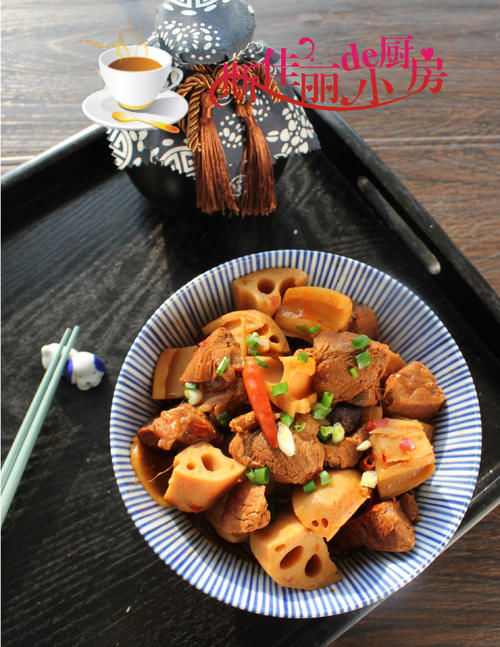  天冷少吃鸡鸭鱼肉多吃它，和藕是绝配，再贵也别省，炖一锅太香了