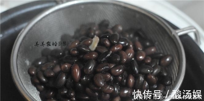 女人|女人常吃这种“碱性食物”,大鱼大肉都不如它,营养不比牛奶差!