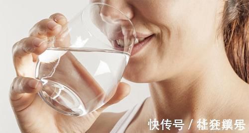 尿酸|“天然降尿酸药”找到了,医生除了多吃它,做好4点尿酸主动降