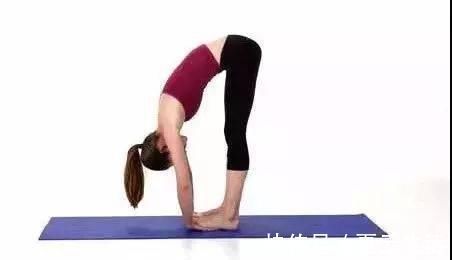 颈部|这8个动作，最伤老年人身体！为了家里的老人，赶紧看看吧~