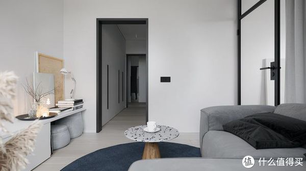 洞洞板|生活艺术家 篇三十四：仅有49㎡的蜗居，布置了两室一厅，高级且简单，这才算是岁月静好