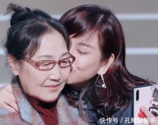 陈松伶亲婆婆被推开!婆婆对儿子儿媳明显双标,陈松伶闺蜜没忍住