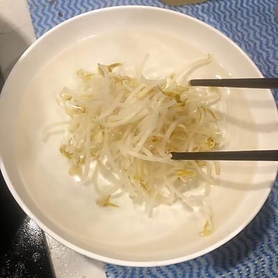 学会这样做韩式拌豆芽秒变大厨