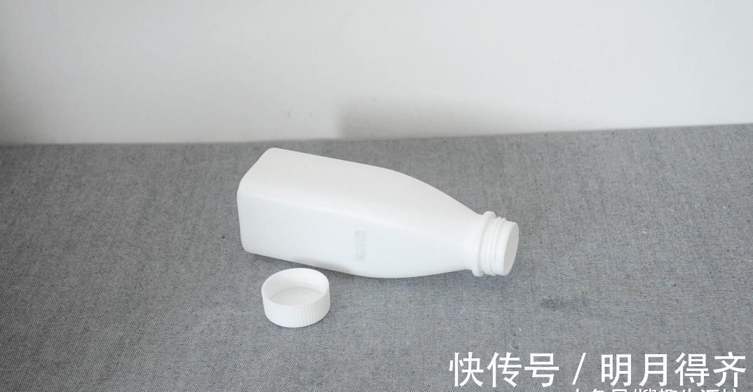 酸奶瓶子我再也不扔了, 这样改造放厨房太实用了, 家家户户都用得到