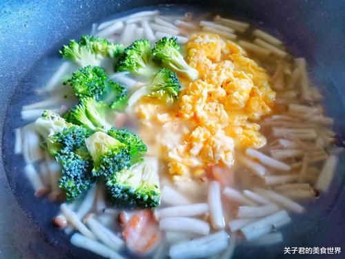 阿姨|38岁阿姨的轻断食晚餐，朋友圈火了，网友：太自律，学着吃也不胖