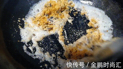 避风塘虾|避风塘罗氏虾，香酥的外壳，包裹着脆爽的虾肉，别提多美味