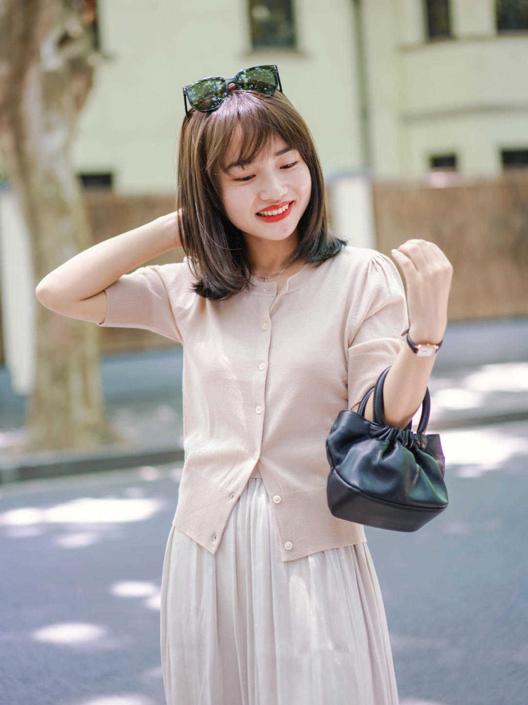 v领|被这些时尚惊艳了!最简单的针织衫,搭配出高级感,简约优雅