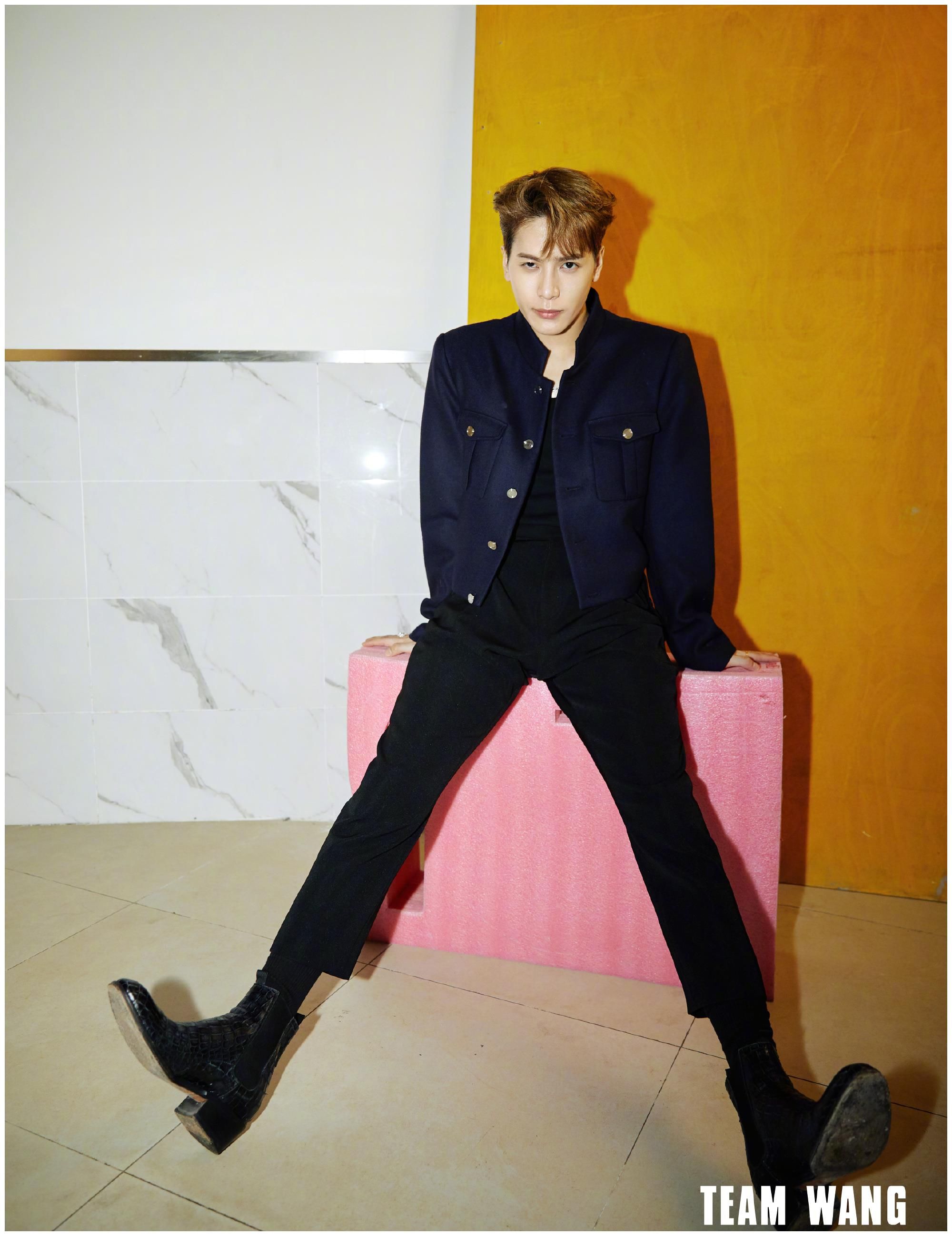 王嘉尔加盟密逃三,回国不久资源这么好,可以让内娱变天的男人!