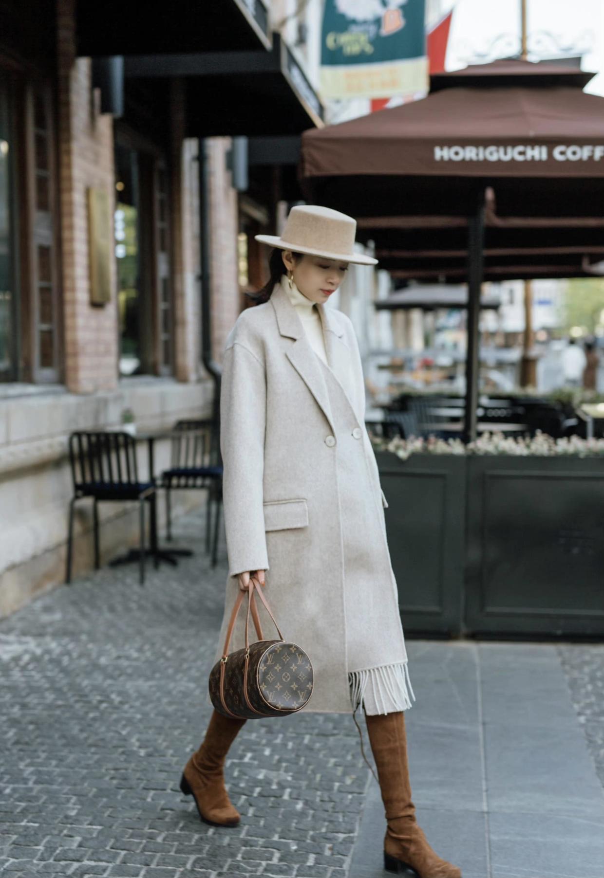 红与黑 降温后不要瞎打扮,瞧三木的“大衣”穿搭,入冬这么搭优雅又好看