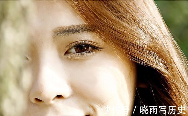 戴女士|女性绝经后，先别沮丧，做好4件事，看起来比同龄人更年轻