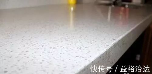 不锈钢|橱柜台面选不锈钢还是石英石?还好我家没错,不然肯定天天烦