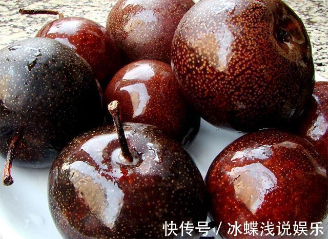 经期|月经量少的女人，改掉5个坏习惯，饭后多吃2物，排毒素养子宫