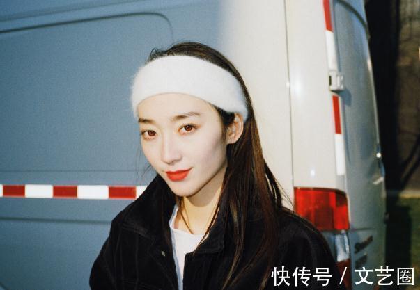 综艺|小鬼恋爱综艺中立人设翻车，称不怎么和女生单独吃饭，却被扒出与女生接吻照