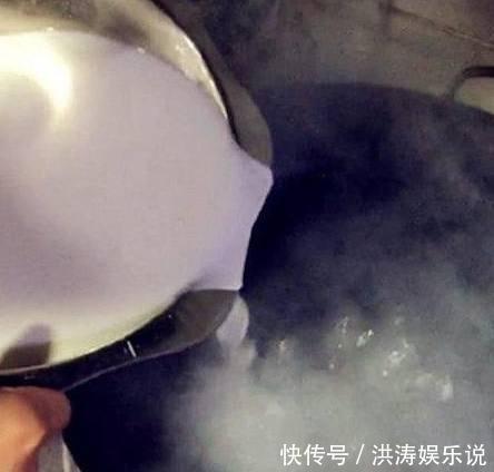 凉粉|大叔卖“稀有小吃”,一份只要10元钱,有人专程开车3小时来买