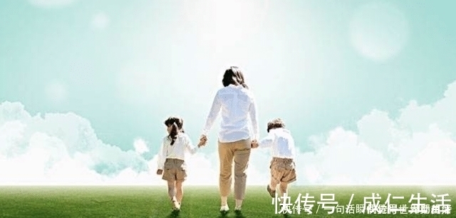 孩子|父母不在了,成家的姐姐不管我,没了父母后“亲姐弟不如远亲”