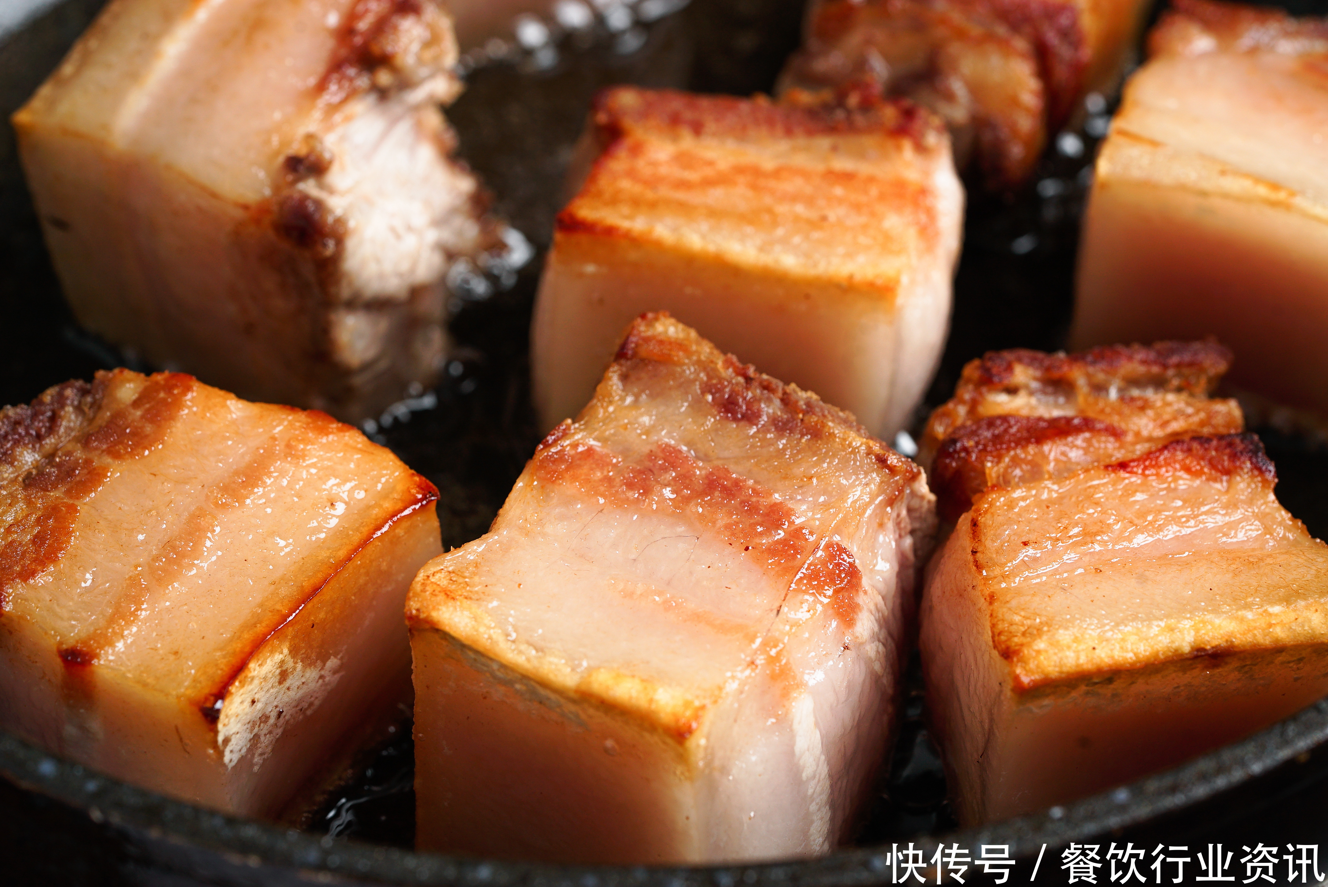 软烂|红烧肉的升级版东坡肉,绝对挑战你的味蕾!