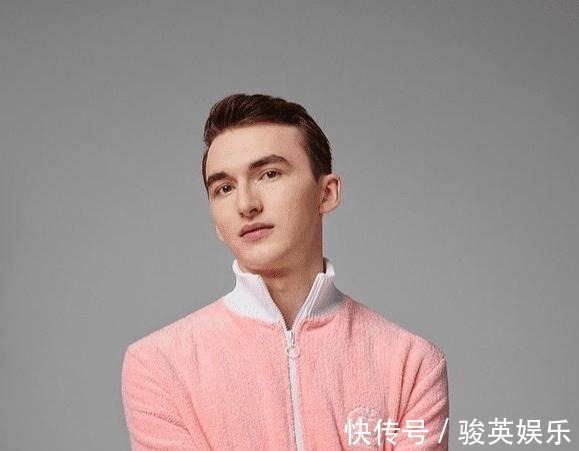 《权力的游戏》布兰史塔克「男大十八变」已是身高180高挑型男!