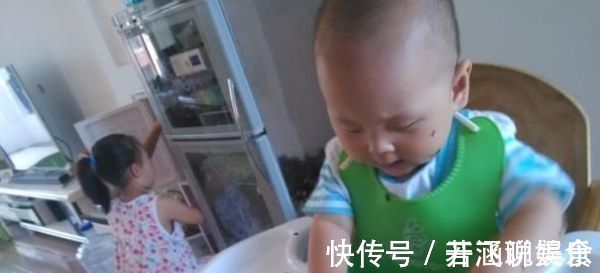 儿科医生|喂养不当,孩子吃出积食儿科医生隔三差五做碗粥,给娃健脾胃