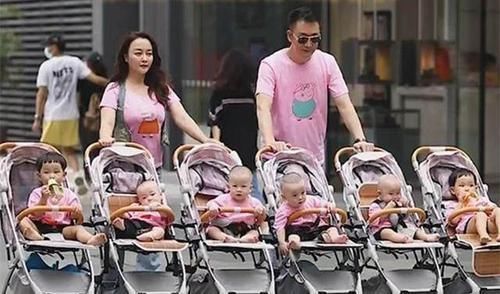 人生赢家|两胎生了6个娃,2个女儿4个儿子,这对小两口堪称人生赢家