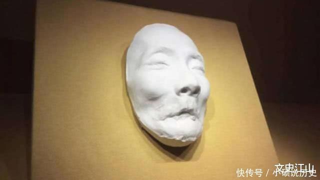 鲁迅逝世当天,制作石膏遗容时粘下20根胡须,如今成一级文物