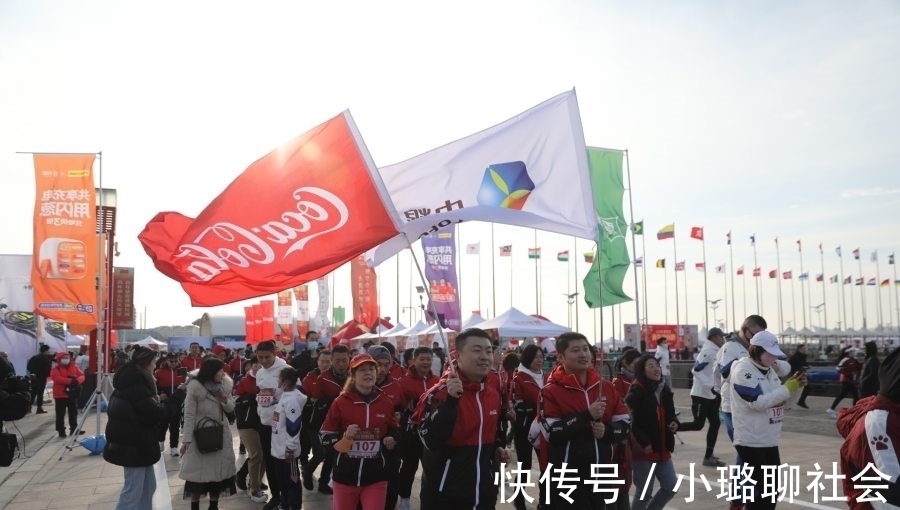 新年|跑进新年!2022年第一“跑”打响