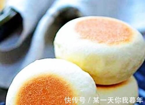 早餐饼|做这种饼不加一滴水,不含添加剂,松软香甜,大人孩子都爱吃!