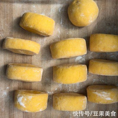 香芋|香芋南瓜馒头竟然这么好做？你一定得学学