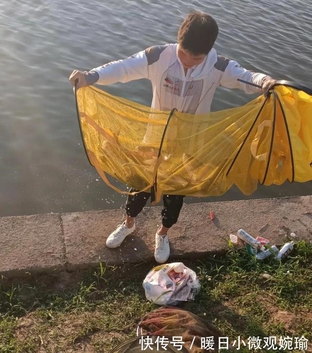 手杆|手杆钓鲢鳙有技巧,掌握好这5点,这个夏天过足瘾