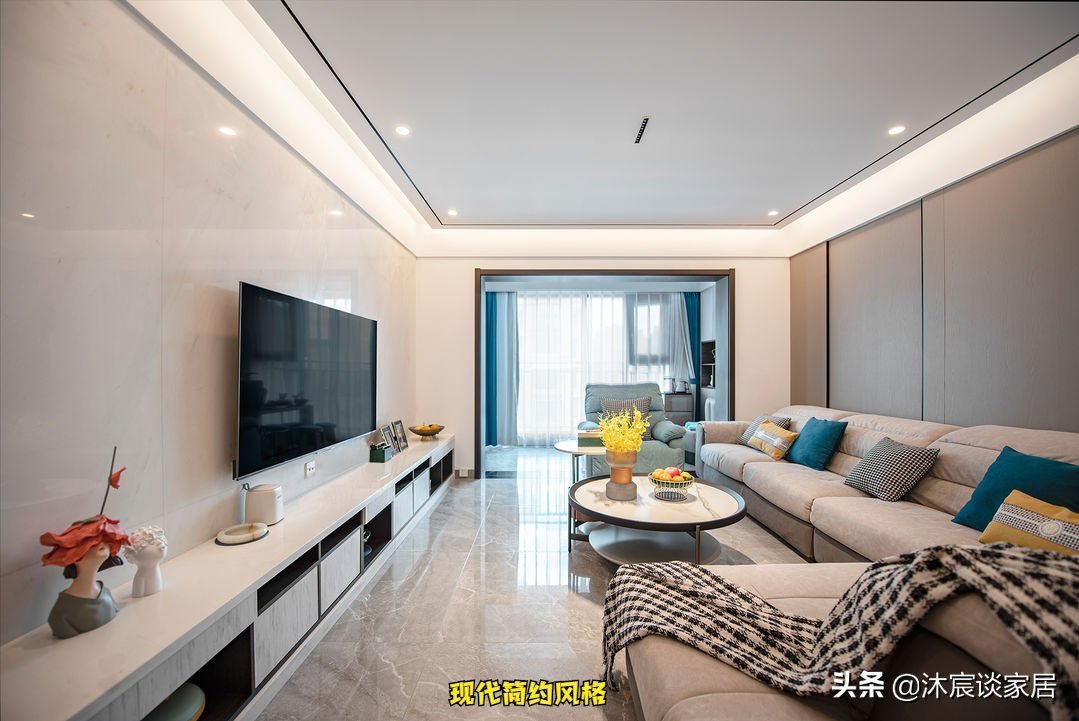 过道|灰色地砖+暗藏踢脚线，真的是好看又好打理，我下次装修也要这样