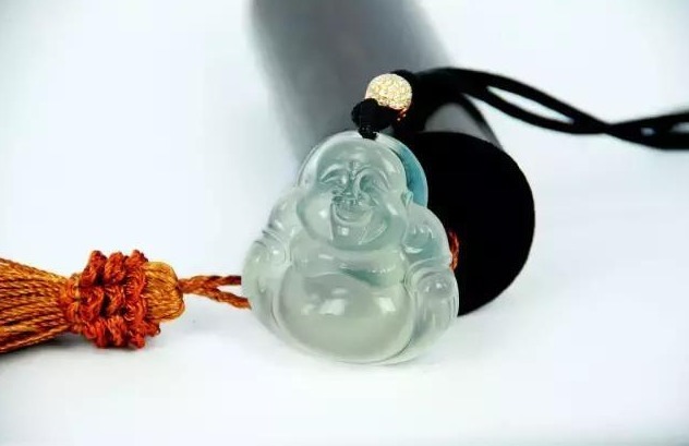 选购 不知道怎么选购翡翠这些购买要点必须要懂,才能更好的选择