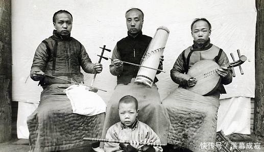 傲气|真实老照片:官老爷傲气十足,第二位被称为纳粹美艳女屠夫!