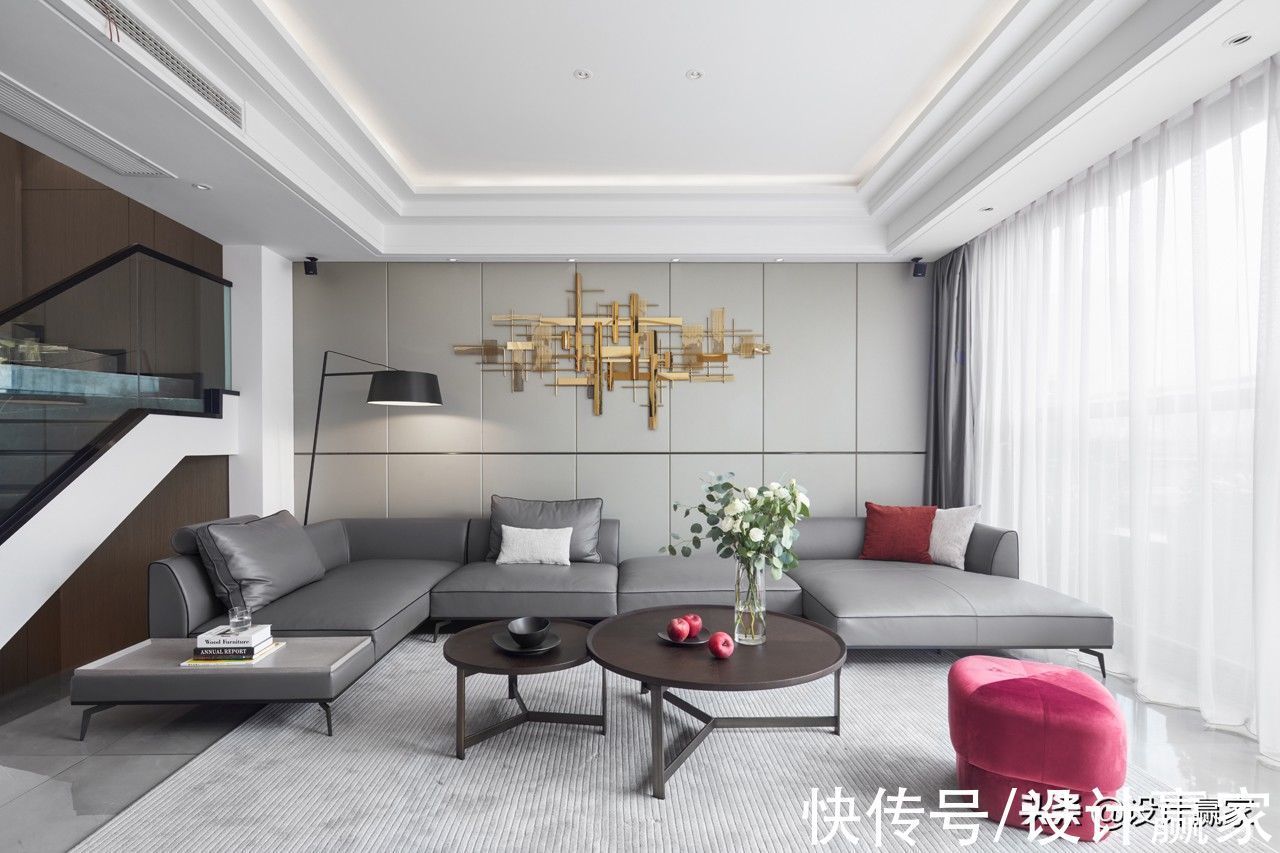 女主人|240㎡叠拼,简洁大气的现代别墅,150万打造出质感生活,羡煞旁人