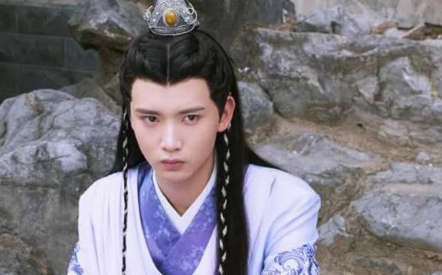 夜华演得差，果郡王撑不住，陈宥维究竟是演技不行还是选错角色