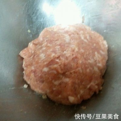 日常|#我的养生日常-远离秋燥#螃蟹蒸肉饼