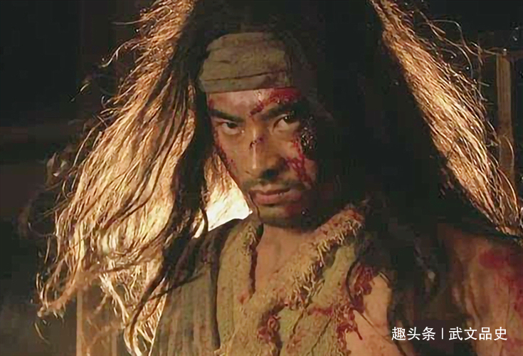 水浒传@《水浒传》隐藏最深的好色之徒,为夺美杀人全家,最终被斩为两段