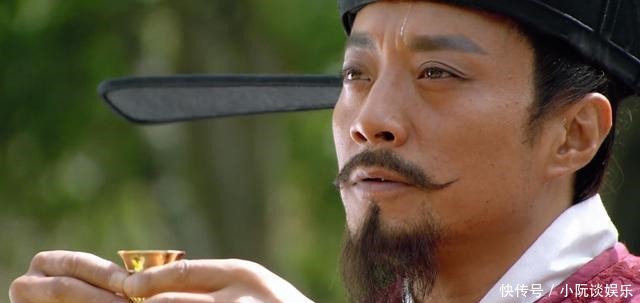 晁盖中箭,带去攻打曾头市的10位好汉,为啥只有4人去救他