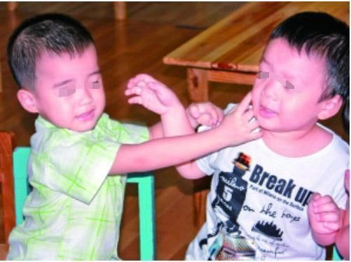 孩子|孩子在外面被欺负，千万不要教他说这三个字，否则会越来越软弱