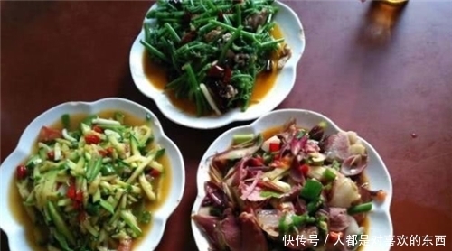 “菜不摆三,筷不成五,席不成六”,中国传统吃饭禁忌,你知多少