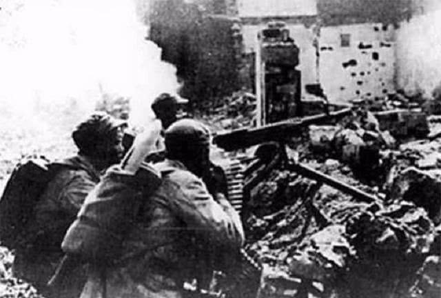 军事|领导让他死守7天,他错听成“守47天”,最终创造军事奇迹