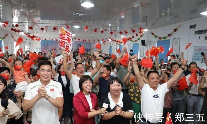 奥运|真可爱,大量杨倩成名前照片曝光!虞教练:我看到她成长的印记