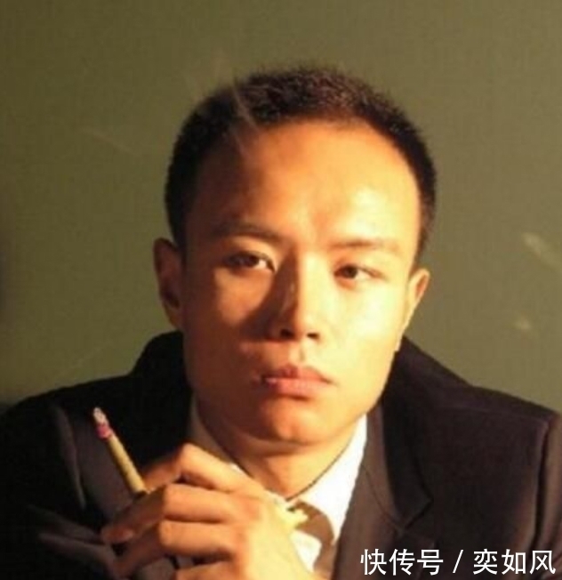 看完樂(lè)嘉的老婆,再看涂磊的老婆,一個(gè)才女,一個(gè)低調(diào)