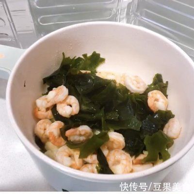 10万豆友收藏的裙带菜虾仁豆腐汤做法，你还不会做？