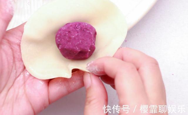 教你做低卡紫薯饼,不放油不揉面,适合懒人和减肥瘦身人士