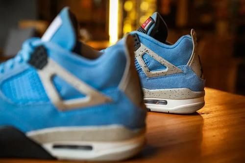 看完还不心动吗？！全新北卡 AJ4 最新实物图曝光！