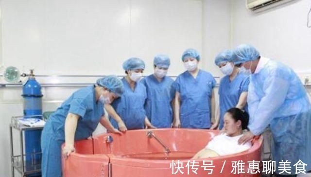 产程|水中分娩到底好不好过来人说了实话,和我们想的不一样