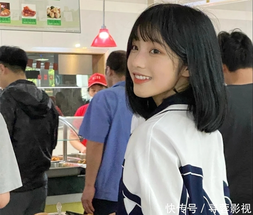 大学女生身高排名出炉,第二名已是\