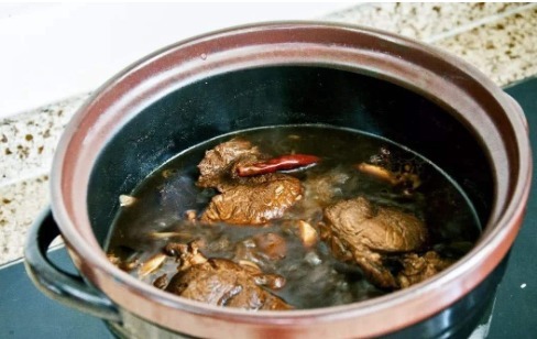 快速|牛肉最好吃的做法,不用炒,不用炖,简单快速,10斤都不够吃