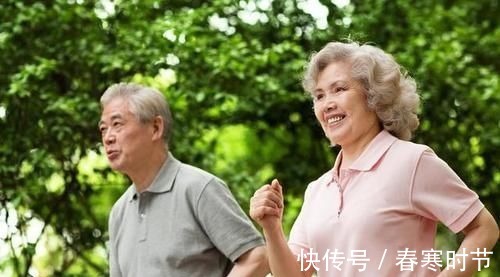 运动量|跑步5公里和走路5公里，哪个更健康本文为你一一说清